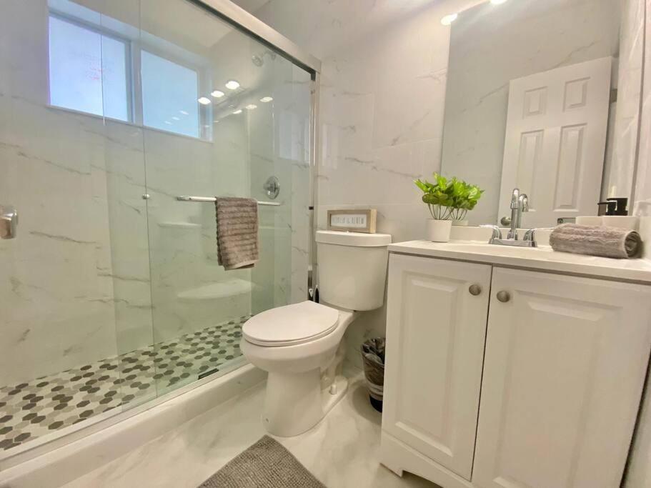 Вілла Beautiful & Relax Family House 2/1- Free Parking Маямі Екстер'єр фото
